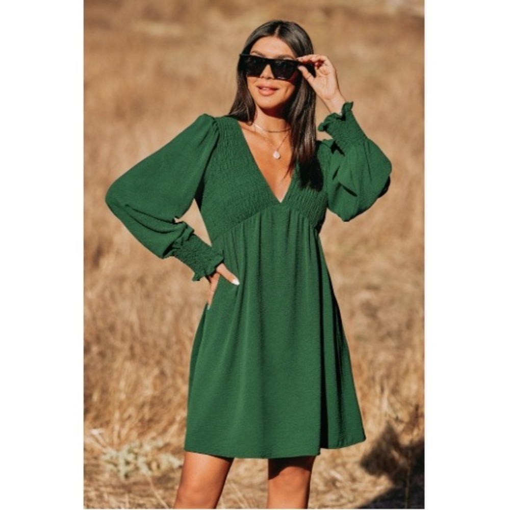 Cupshe‎ Cooler Daze Dress Dark Green Smocked V-Neck Long Sleeve Mini NWT M